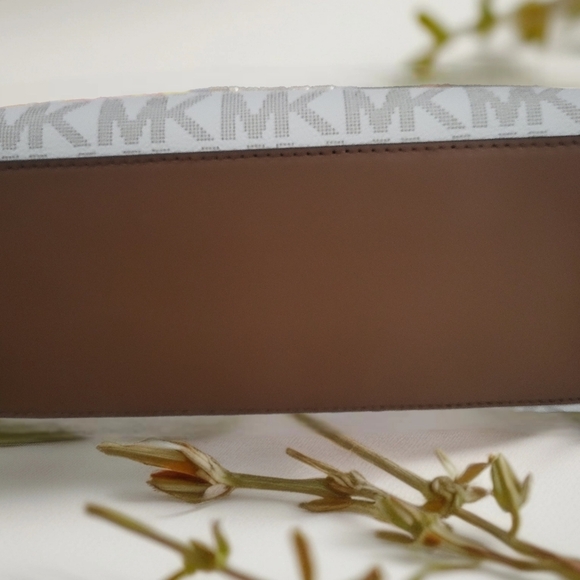 Michael Kors Monogram White and Brown Crossbody Bag - Picture 4 of 6